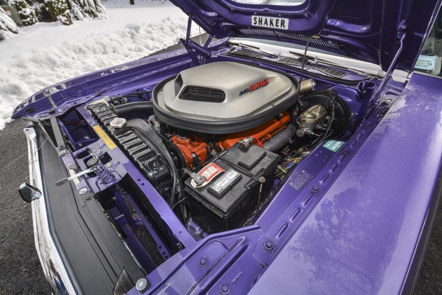  Dodge Challenger R/T 440 Six Pack Convertible 1970 года  (фото 6 из 6)